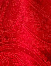 Load image into Gallery viewer, Men&#39;s Red Silk Necktie Square Cufflink Set
