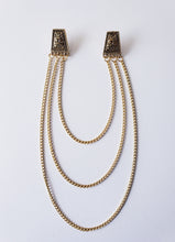 Load image into Gallery viewer, Gold Glyph Collar Chain Pin
