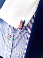 Load image into Gallery viewer, Cicada Collar Chain Pin
