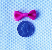 Load image into Gallery viewer, Bow Tie Lapel Pin

