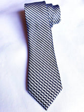 Load image into Gallery viewer, Men&#39;s High-Quality Silk Dress Necktie
