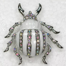 Load image into Gallery viewer, Beetle Crystal Clasp Lapel Pin 
