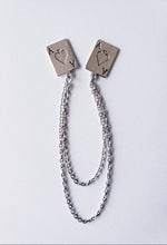 Load image into Gallery viewer, Ace of Spades Collar Pins with Chains
