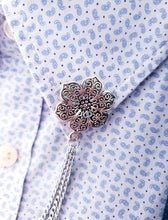 Load image into Gallery viewer, Filigree Flower Collar Pin
