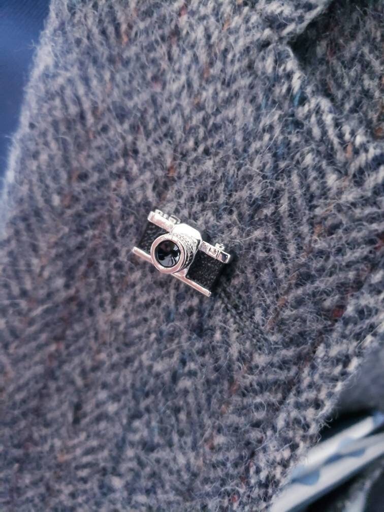 Retro Camera Brooch Lapel Pin