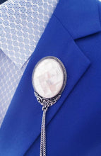 Load image into Gallery viewer, Natural White Shell Lapel Pin
