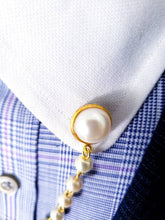 Load image into Gallery viewer, 12x12mm Ivory Pearl Collar Pin
