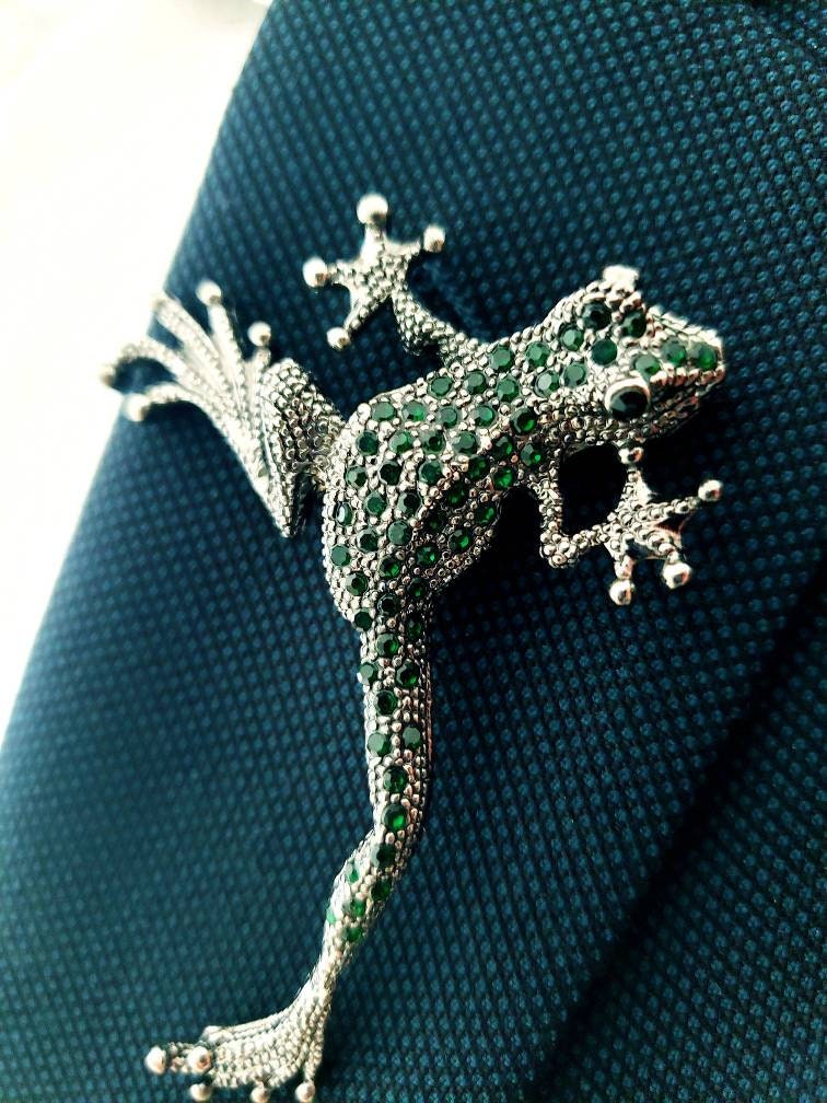 Green Rhinestones Crystal Frog Brooch Lapel Pin